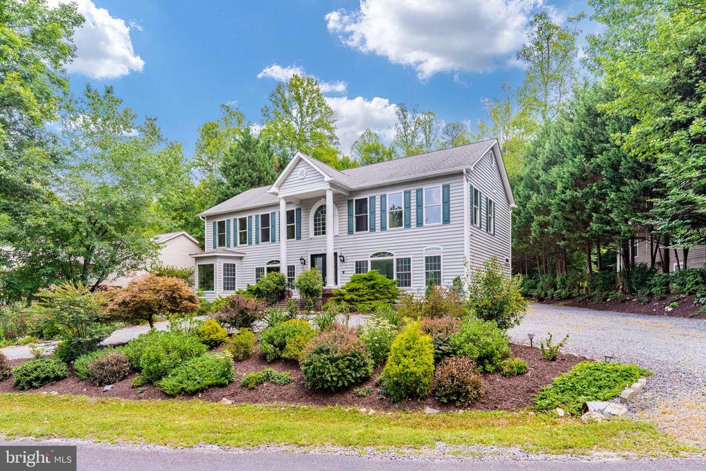 143 EDGEMONT CIR, LOCUST GROVE, Virginia 22508, 6 Bedrooms Bedrooms, ,4 BathroomsBathrooms,Residential,143 EDGEMONT CIR,VAOR2014662 MLS # VAOR2014662 143 EDGEMONT CIR, LOCUST GROVE, Virginia 22508, 6 Bedrooms Bedrooms, ,4 BathroomsBathrooms,Residential,143 EDGEMONT CIR,VAOR2014662 MLS # VAOR2014662