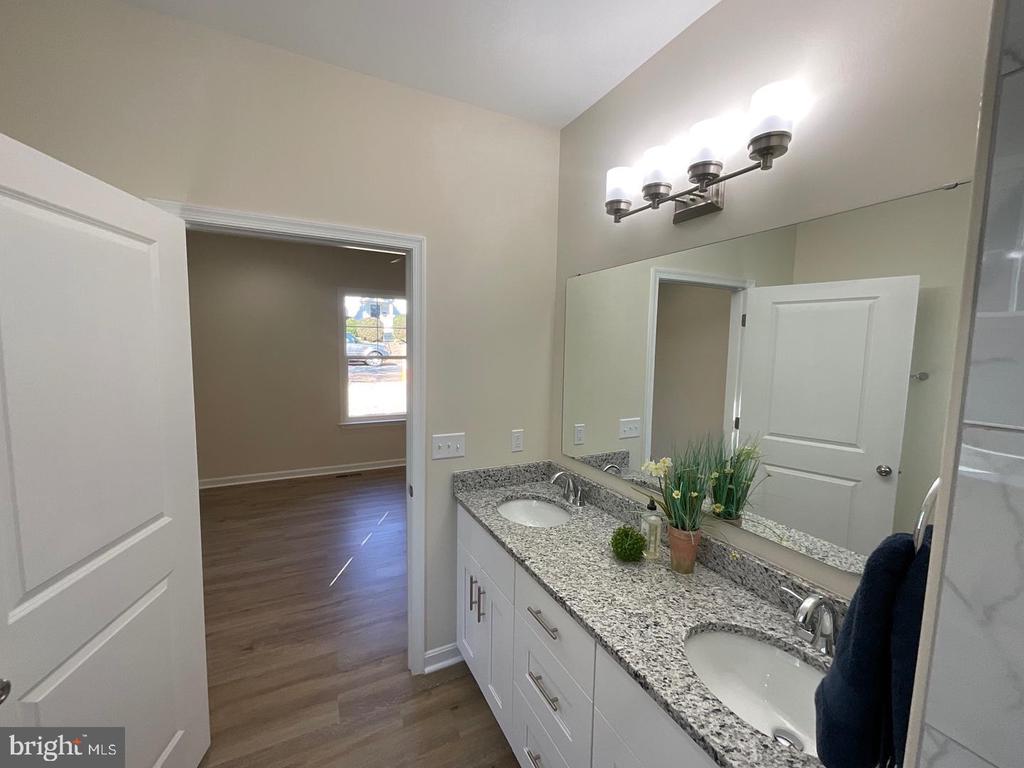 143 YORKTOWN BLVD, LOCUST GROVE, Virginia 22508, 3 Bedrooms Bedrooms, ,2 BathroomsBathrooms,Residential,143 YORKTOWN BLVD,VAOR2014644 MLS # VAOR2014644 143 YORKTOWN BLVD, LOCUST GROVE, Virginia 22508, 3 Bedrooms Bedrooms, ,2 BathroomsBathrooms,Residential,143 YORKTOWN BLVD,VAOR2014644 MLS # VAOR2014644