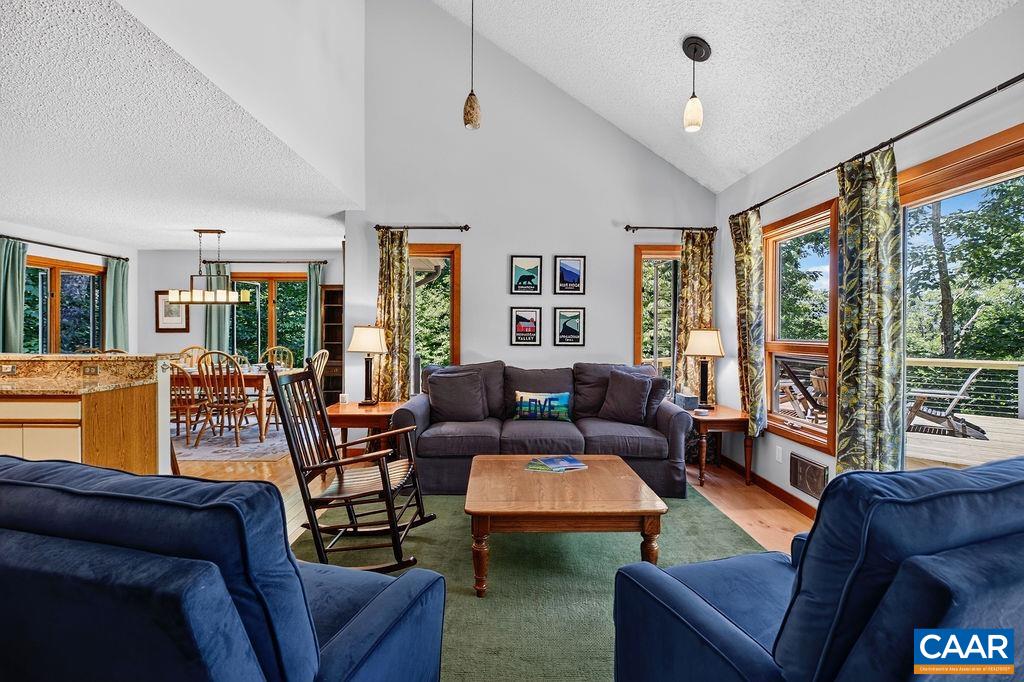 70 PEDLARS END, WINTERGREEN RESORT, Virginia 22967, 3 Bedrooms Bedrooms, ,2 BathroomsBathrooms,Residential,70 PEDLARS END,679086 MLS # 679086 70 PEDLARS END, WINTERGREEN RESORT, Virginia 22967, 3 Bedrooms Bedrooms, ,2 BathroomsBathrooms,Residential,70 PEDLARS END,679086 MLS # 679086