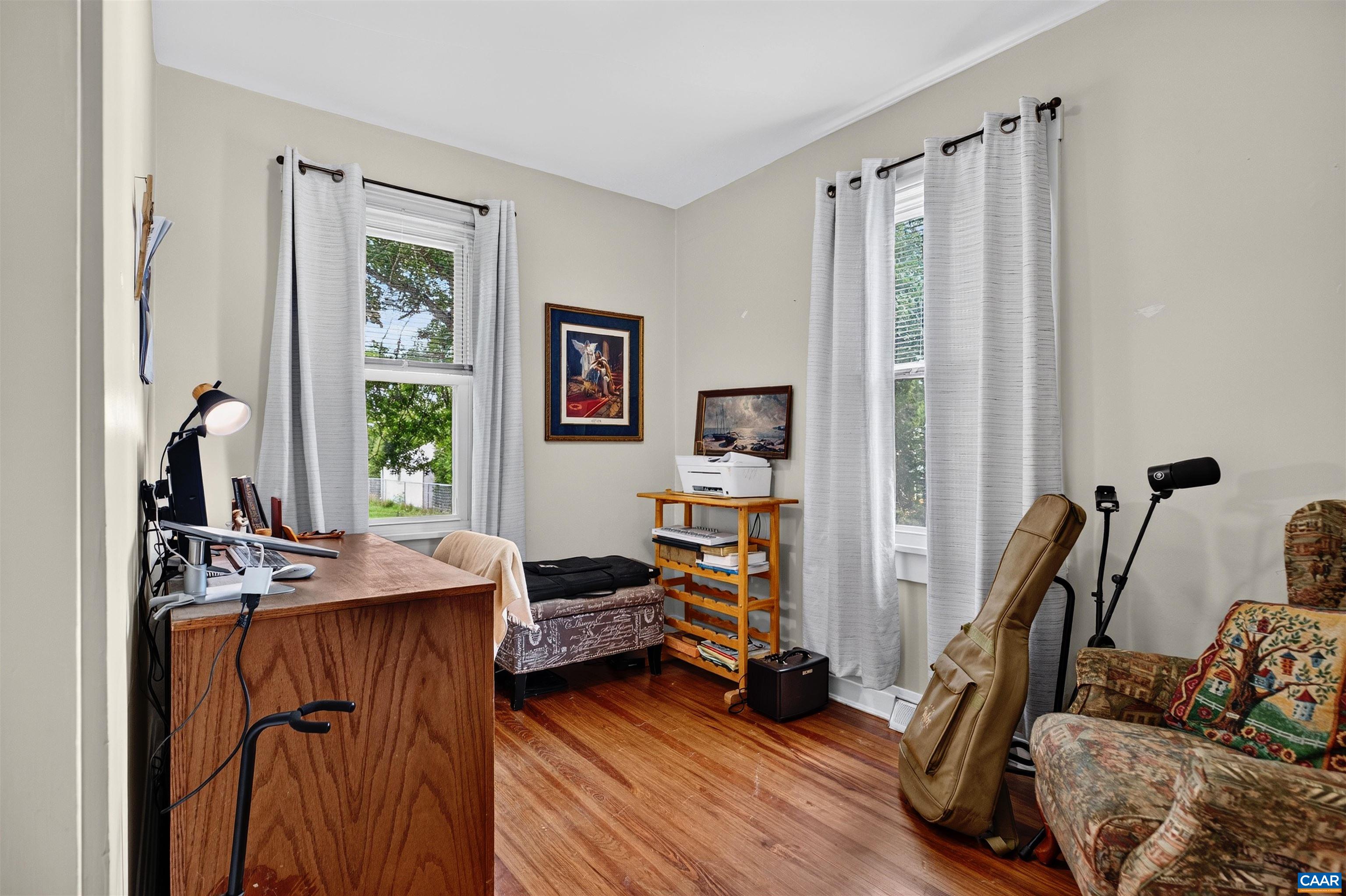 1611 BARTERBROOK RD, STAUNTON, Virginia 24401, 2 Bedrooms Bedrooms, ,1 BathroomBathrooms,Residential,1611 BARTERBROOK RD,679157 MLS # 679157 1611 BARTERBROOK RD, STAUNTON, Virginia 24401, 2 Bedrooms Bedrooms, ,1 BathroomBathrooms,Residential,1611 BARTERBROOK RD,679157 MLS # 679157
