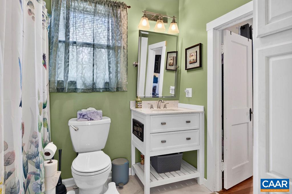 1611 BARTERBROOK RD, STAUNTON, Virginia 24401, 2 Bedrooms Bedrooms, ,1 BathroomBathrooms,Residential,1611 BARTERBROOK RD,679157 MLS # 679157 1611 BARTERBROOK RD, STAUNTON, Virginia 24401, 2 Bedrooms Bedrooms, ,1 BathroomBathrooms,Residential,1611 BARTERBROOK RD,679157 MLS # 679157