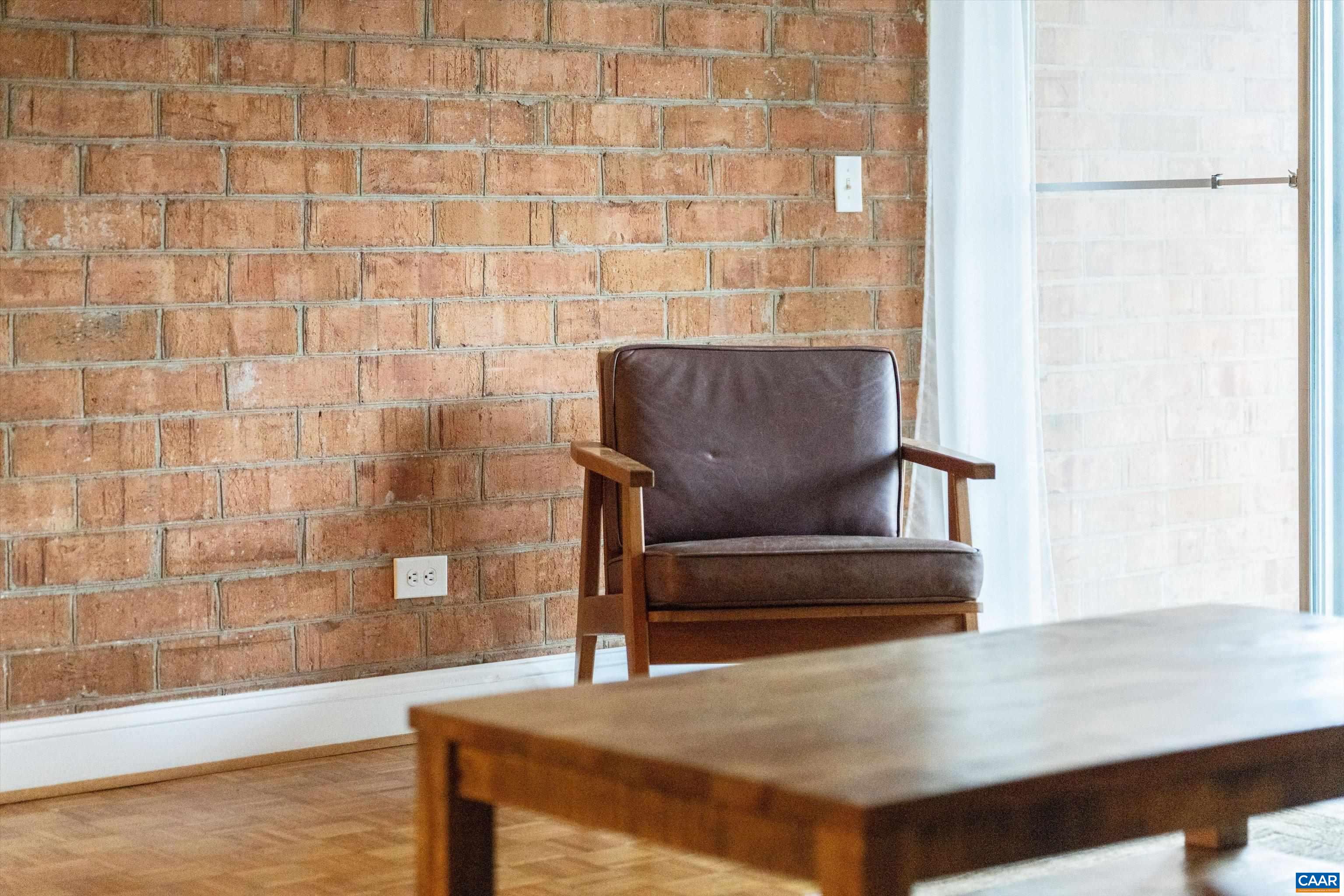 1800 JEFFERSON PARK AVE, CHARLOTTESVILLE, Virginia 22903, 1 Bedroom Bedrooms, ,1 BathroomBathrooms,Residential,1800 Jefferson Park Avenue #5,1800 JEFFERSON PARK AVE,679158 MLS # 679158