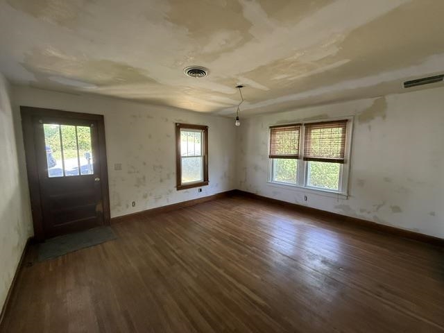 1908 FIRST CT, STAUNTON, Virginia 24401, 2 Bedrooms Bedrooms, ,1 BathroomBathrooms,Residential,1908 FIRST CT,679160 MLS # 679160 1908 FIRST CT, STAUNTON, Virginia 24401, 2 Bedrooms Bedrooms, ,1 BathroomBathrooms,Residential,1908 FIRST CT,679160 MLS # 679160