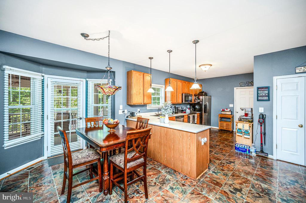 4203 HIDDEN OAK LN, BEALETON, Virginia 22712, 5 Bedrooms Bedrooms, ,3 BathroomsBathrooms,Residential,4203 HIDDEN OAK LN,VAFQ2022812 MLS # VAFQ2022812