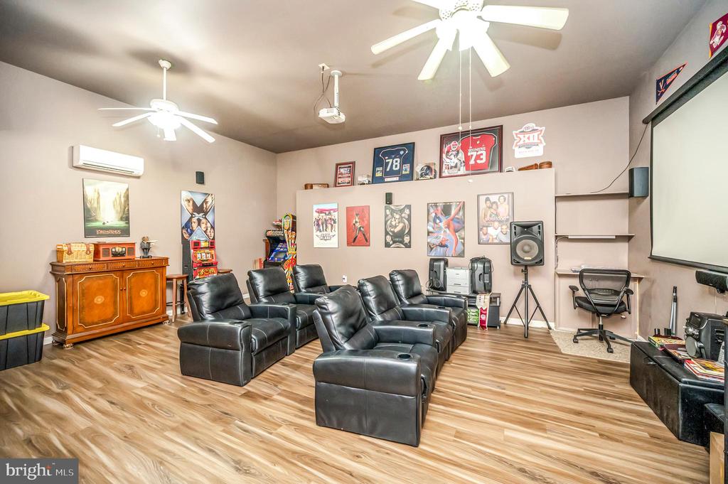 4203 HIDDEN OAK LN, BEALETON, Virginia 22712, 5 Bedrooms Bedrooms, ,3 BathroomsBathrooms,Residential,4203 HIDDEN OAK LN,VAFQ2022812 MLS # VAFQ2022812