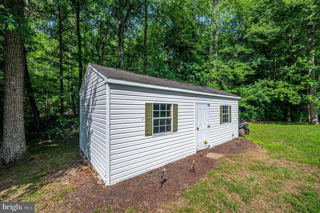 4203 HIDDEN OAK LN, BEALETON, Virginia 22712, 5 Bedrooms Bedrooms, ,3 BathroomsBathrooms,Residential,4203 HIDDEN OAK LN,VAFQ2022812 MLS # VAFQ2022812