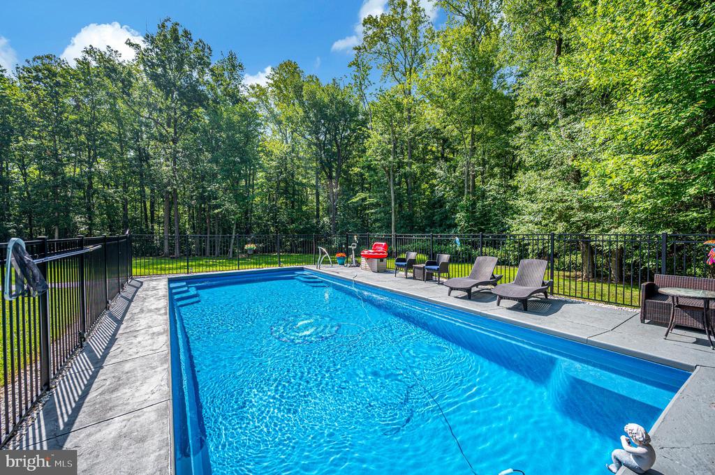 4203 HIDDEN OAK LN, BEALETON, Virginia 22712, 5 Bedrooms Bedrooms, ,3 BathroomsBathrooms,Residential,4203 HIDDEN OAK LN,VAFQ2022812 MLS # VAFQ2022812