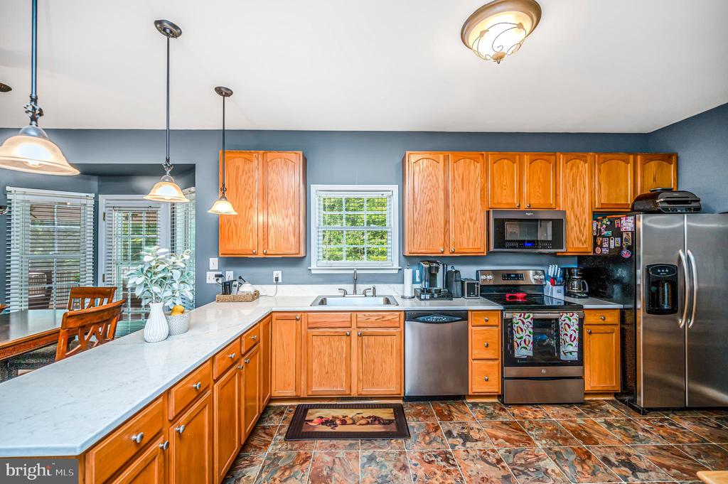 4203 HIDDEN OAK LN, BEALETON, Virginia 22712, 5 Bedrooms Bedrooms, ,3 BathroomsBathrooms,Residential,4203 HIDDEN OAK LN,VAFQ2022812 MLS # VAFQ2022812