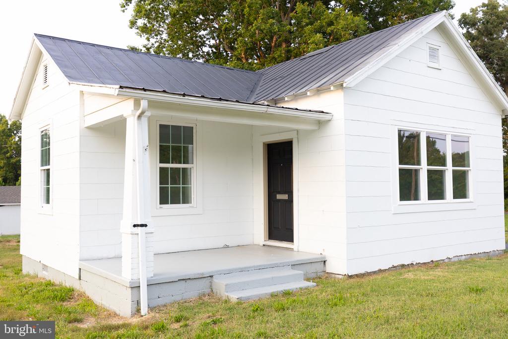 3975 JAMES MADISON HWY, Virginia 23055, 6 Bedrooms Bedrooms, ,3 BathroomsBathrooms,Residential,3975 JAMES MADISON HWY,VAFN2000708 MLS # VAFN2000708 3975 JAMES MADISON HWY, Virginia 23055, 6 Bedrooms Bedrooms, ,3 BathroomsBathrooms,Residential,3975 JAMES MADISON HWY,VAFN2000708 MLS # VAFN2000708