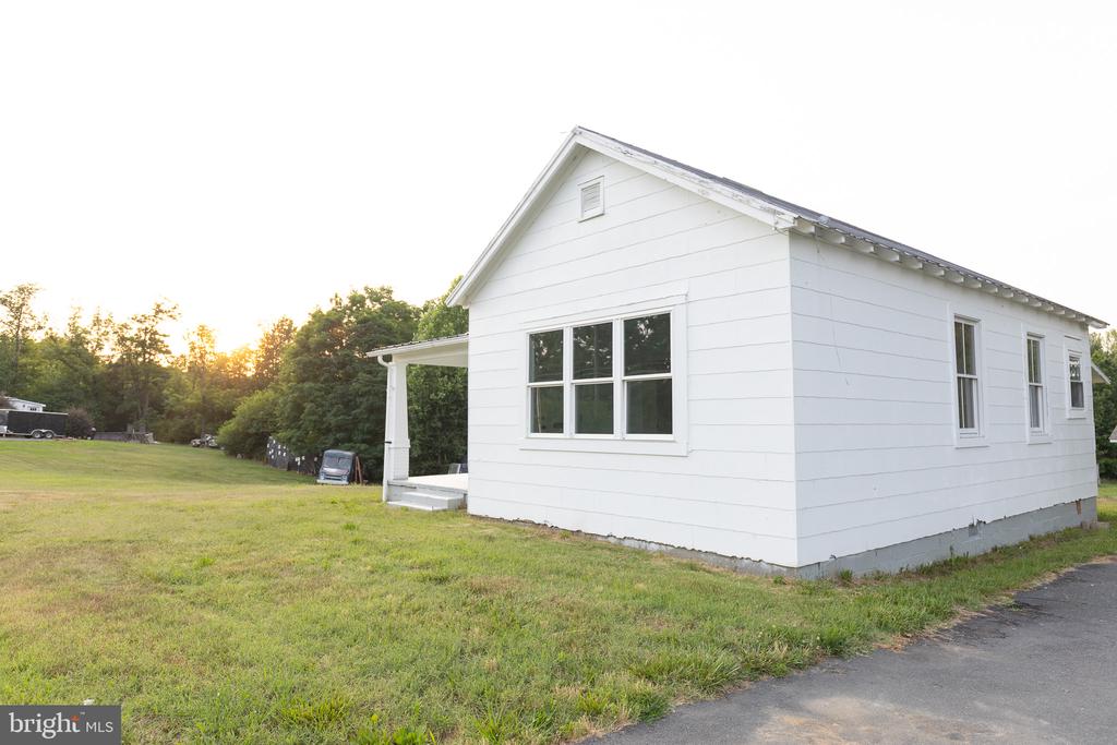 3975 JAMES MADISON HWY, Virginia 23055, 6 Bedrooms Bedrooms, ,3 BathroomsBathrooms,Residential,3975 JAMES MADISON HWY,VAFN2000708 MLS # VAFN2000708 3975 JAMES MADISON HWY, Virginia 23055, 6 Bedrooms Bedrooms, ,3 BathroomsBathrooms,Residential,3975 JAMES MADISON HWY,VAFN2000708 MLS # VAFN2000708