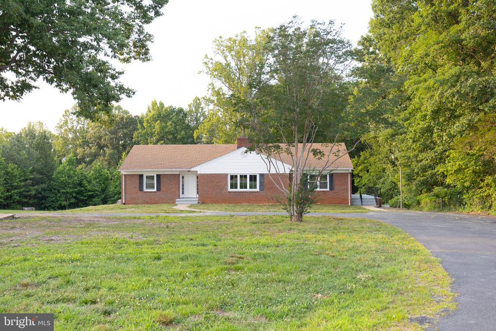 3975 JAMES MADISON HWY, Virginia 23055, 6 Bedrooms Bedrooms, ,3 BathroomsBathrooms,Residential,3975 JAMES MADISON HWY,VAFN2000708 MLS # VAFN2000708 3975 JAMES MADISON HWY, Virginia 23055, 6 Bedrooms Bedrooms, ,3 BathroomsBathrooms,Residential,3975 JAMES MADISON HWY,VAFN2000708 MLS # VAFN2000708