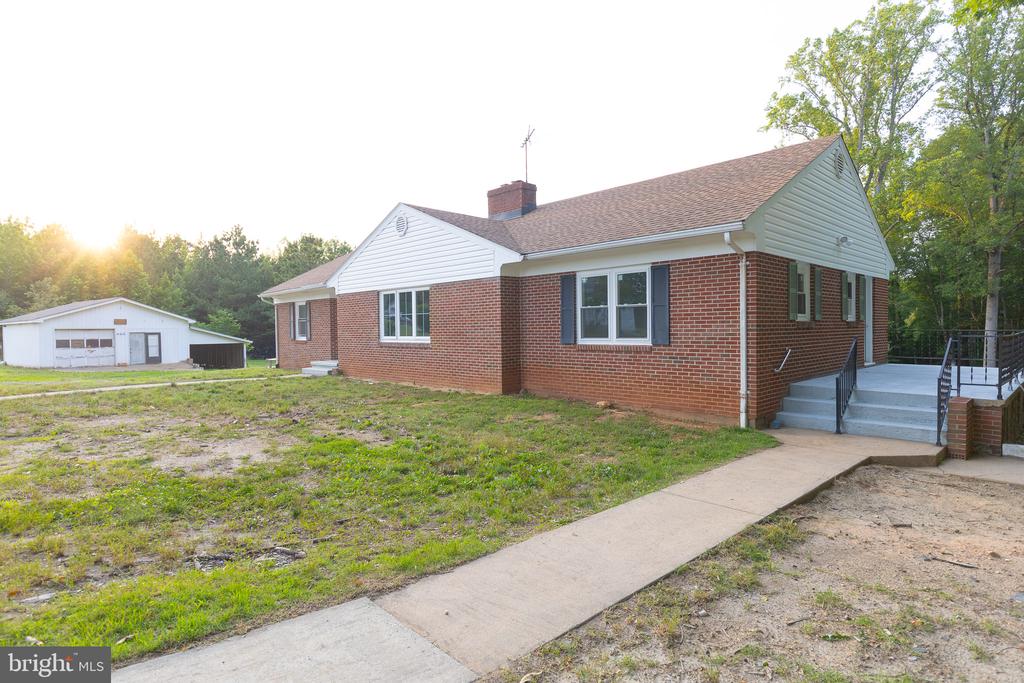 3975 JAMES MADISON HWY, Virginia 23055, 6 Bedrooms Bedrooms, ,3 BathroomsBathrooms,Residential,3975 JAMES MADISON HWY,VAFN2000708 MLS # VAFN2000708 3975 JAMES MADISON HWY, Virginia 23055, 6 Bedrooms Bedrooms, ,3 BathroomsBathrooms,Residential,3975 JAMES MADISON HWY,VAFN2000708 MLS # VAFN2000708