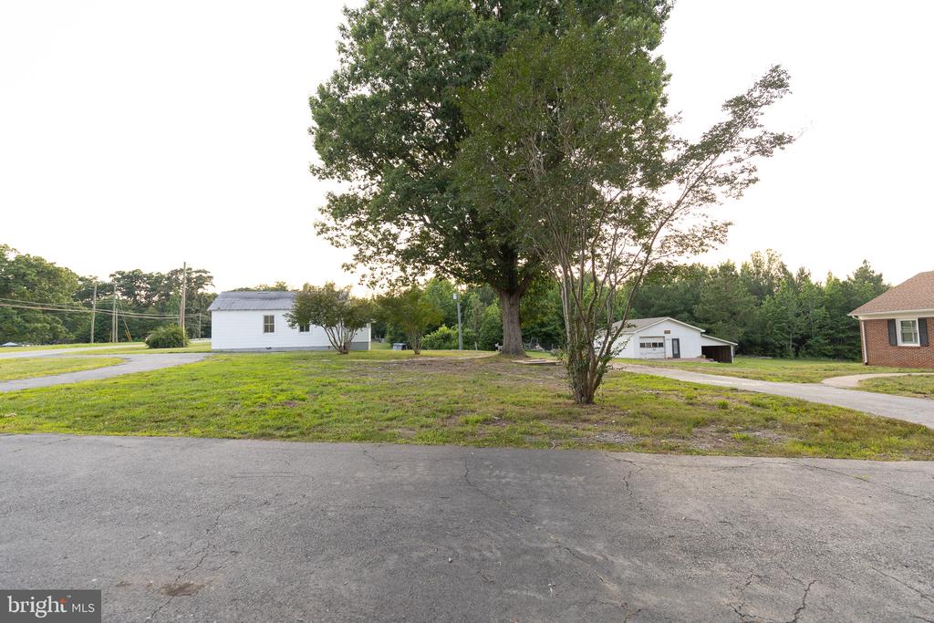 3975 JAMES MADISON HWY, Virginia 23055, 6 Bedrooms Bedrooms, ,3 BathroomsBathrooms,Residential,3975 JAMES MADISON HWY,VAFN2000708 MLS # VAFN2000708 3975 JAMES MADISON HWY, Virginia 23055, 6 Bedrooms Bedrooms, ,3 BathroomsBathrooms,Residential,3975 JAMES MADISON HWY,VAFN2000708 MLS # VAFN2000708