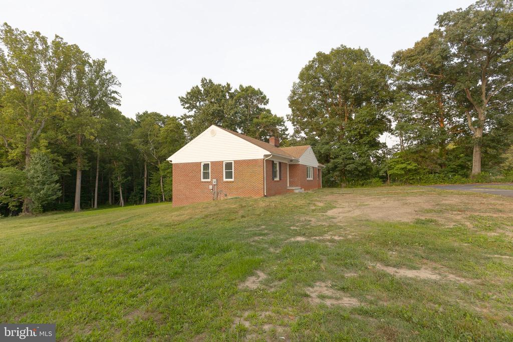 3975 JAMES MADISON HWY, Virginia 23055, 6 Bedrooms Bedrooms, ,3 BathroomsBathrooms,Residential,3975 JAMES MADISON HWY,VAFN2000708 MLS # VAFN2000708 3975 JAMES MADISON HWY, Virginia 23055, 6 Bedrooms Bedrooms, ,3 BathroomsBathrooms,Residential,3975 JAMES MADISON HWY,VAFN2000708 MLS # VAFN2000708