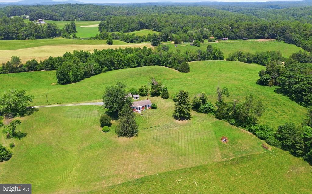 16139 SHEADS MOUNTAIN RD, RIXEYVILLE, Virginia 22737, 2 Bedrooms Bedrooms, ,2 BathroomsBathrooms,Residential,16139 SHEADS MOUNTAIN RD,VACU2014268 MLS # VACU2014268