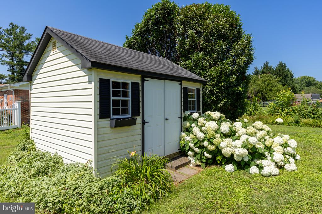 7131 ACADEMY RD, WARRENTON, Virginia 20187, 4 Bedrooms Bedrooms, ,3 BathroomsBathrooms,Residential,7131 ACADEMY RD,VAFQ2022930 MLS # VAFQ2022930 7131 ACADEMY RD, WARRENTON, Virginia 20187, 4 Bedrooms Bedrooms, ,3 BathroomsBathrooms,Residential,7131 ACADEMY RD,VAFQ2022930 MLS # VAFQ2022930