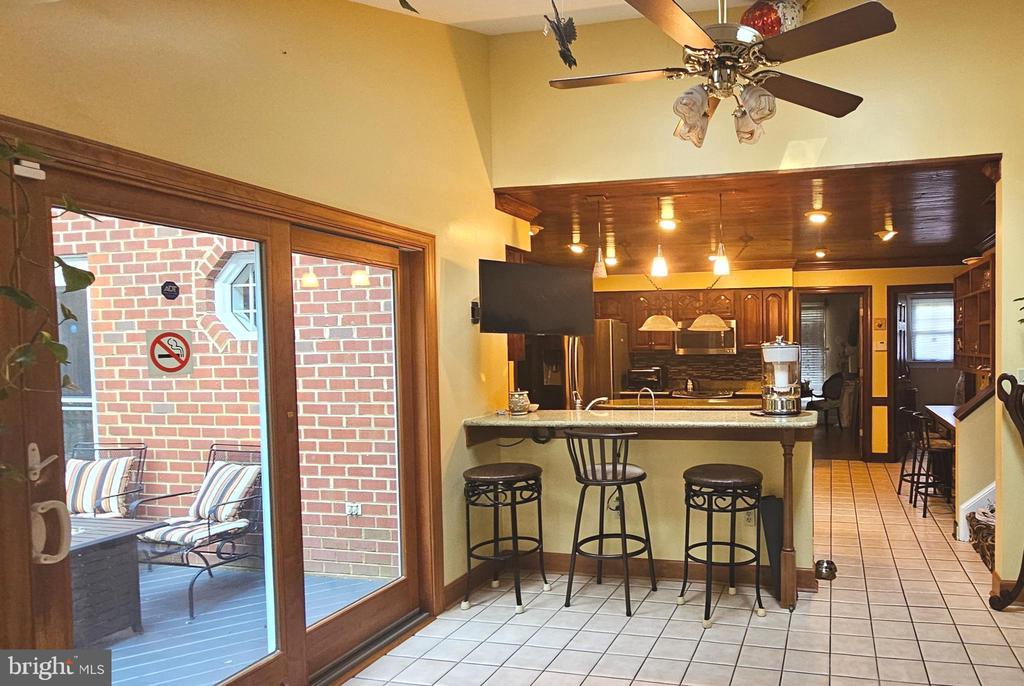 12210 DELL WAY, FREDERICKSBURG, Virginia 22407, 4 Bedrooms Bedrooms, ,3 BathroomsBathrooms,Residential,12210 DELL WAY,VASP2043150 MLS # VASP2043150