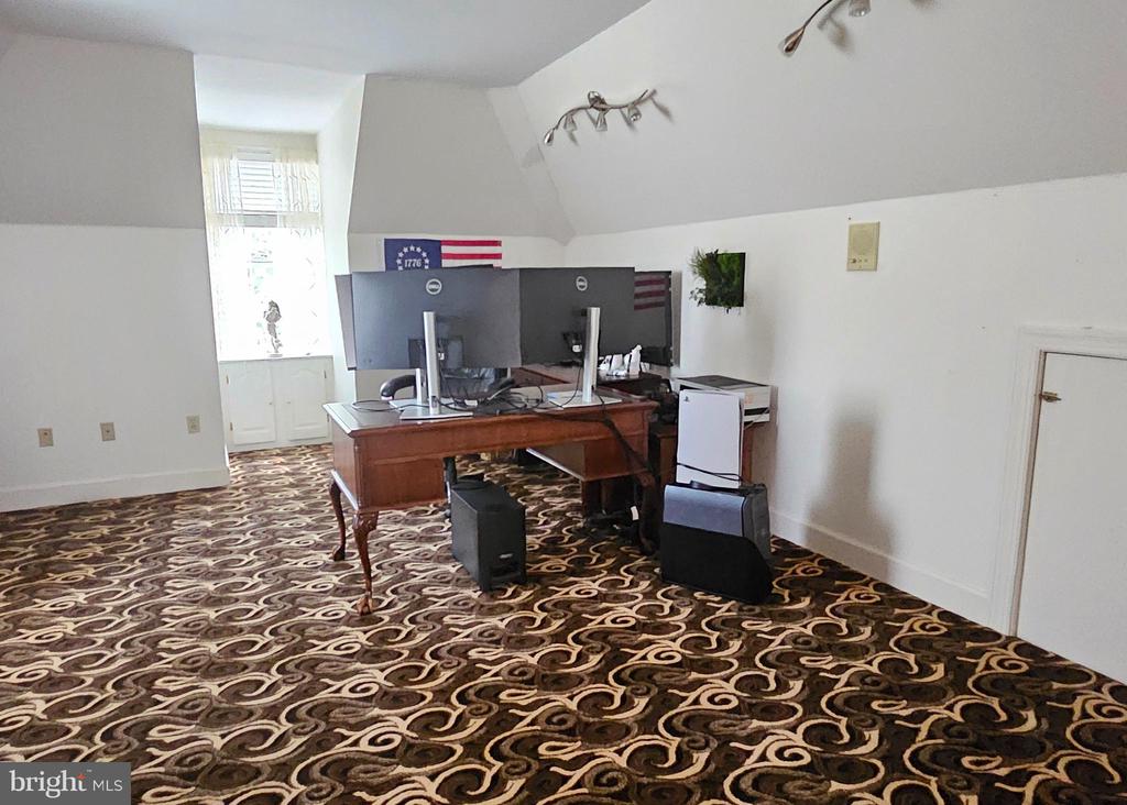 12210 DELL WAY, FREDERICKSBURG, Virginia 22407, 4 Bedrooms Bedrooms, ,3 BathroomsBathrooms,Residential,12210 DELL WAY,VASP2043150 MLS # VASP2043150