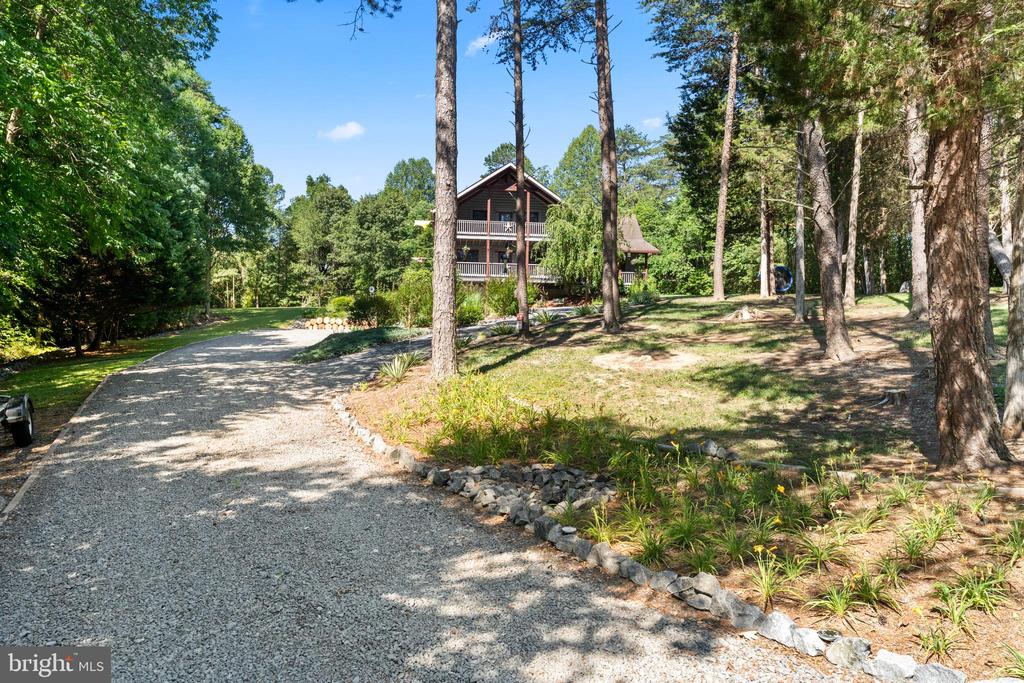 16020 CARRINGTON CT, MINERAL, Virginia 23117, 3 Bedrooms Bedrooms, ,3 BathroomsBathrooms,Residential,KELLY'S LANDING HOA,16020 CARRINGTON CT,VASP2042960 MLS # VASP2042960 16020 CARRINGTON CT, MINERAL, Virginia 23117, 3 Bedrooms Bedrooms, ,3 BathroomsBathrooms,Residential,KELLY'S LANDING HOA,16020 CARRINGTON CT,VASP2042960 MLS # VASP2042960