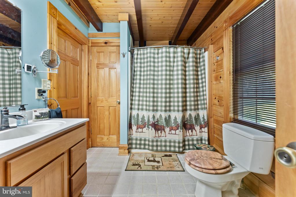 16020 CARRINGTON CT, MINERAL, Virginia 23117, 3 Bedrooms Bedrooms, ,3 BathroomsBathrooms,Residential,KELLY'S LANDING HOA,16020 CARRINGTON CT,VASP2042960 MLS # VASP2042960 16020 CARRINGTON CT, MINERAL, Virginia 23117, 3 Bedrooms Bedrooms, ,3 BathroomsBathrooms,Residential,KELLY'S LANDING HOA,16020 CARRINGTON CT,VASP2042960 MLS # VASP2042960