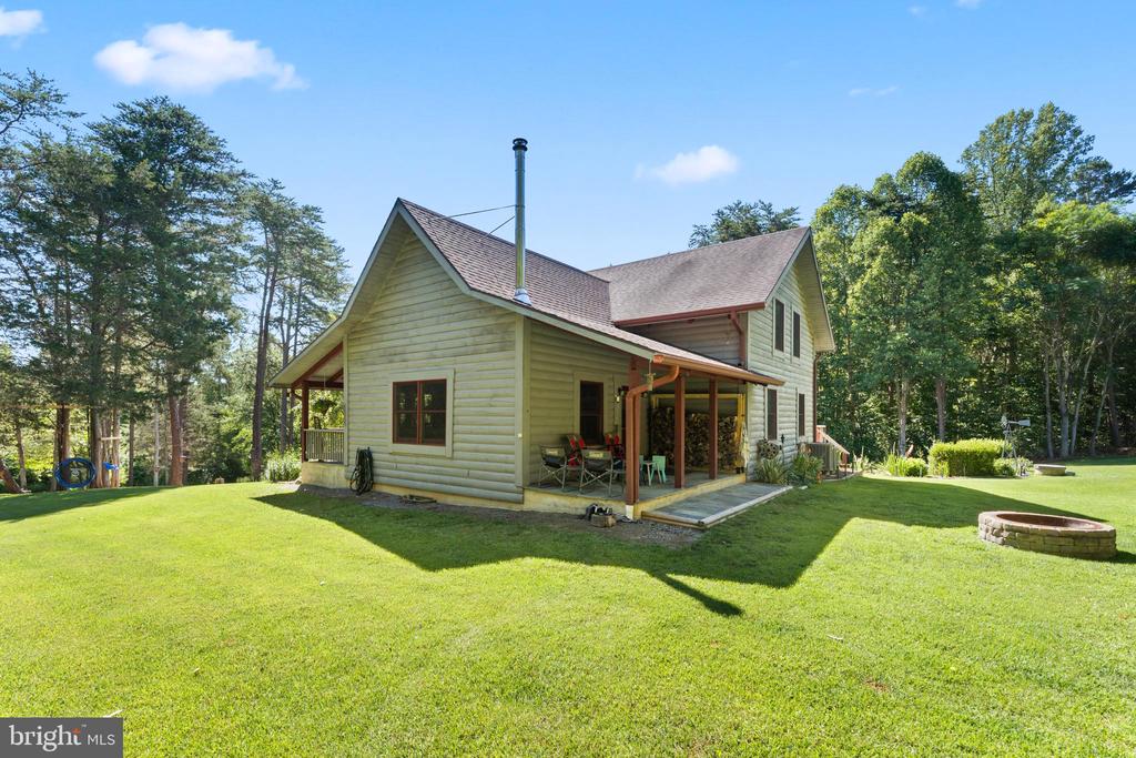 16020 CARRINGTON CT, MINERAL, Virginia 23117, 3 Bedrooms Bedrooms, ,3 BathroomsBathrooms,Residential,KELLY'S LANDING HOA,16020 CARRINGTON CT,VASP2042960 MLS # VASP2042960 16020 CARRINGTON CT, MINERAL, Virginia 23117, 3 Bedrooms Bedrooms, ,3 BathroomsBathrooms,Residential,KELLY'S LANDING HOA,16020 CARRINGTON CT,VASP2042960 MLS # VASP2042960