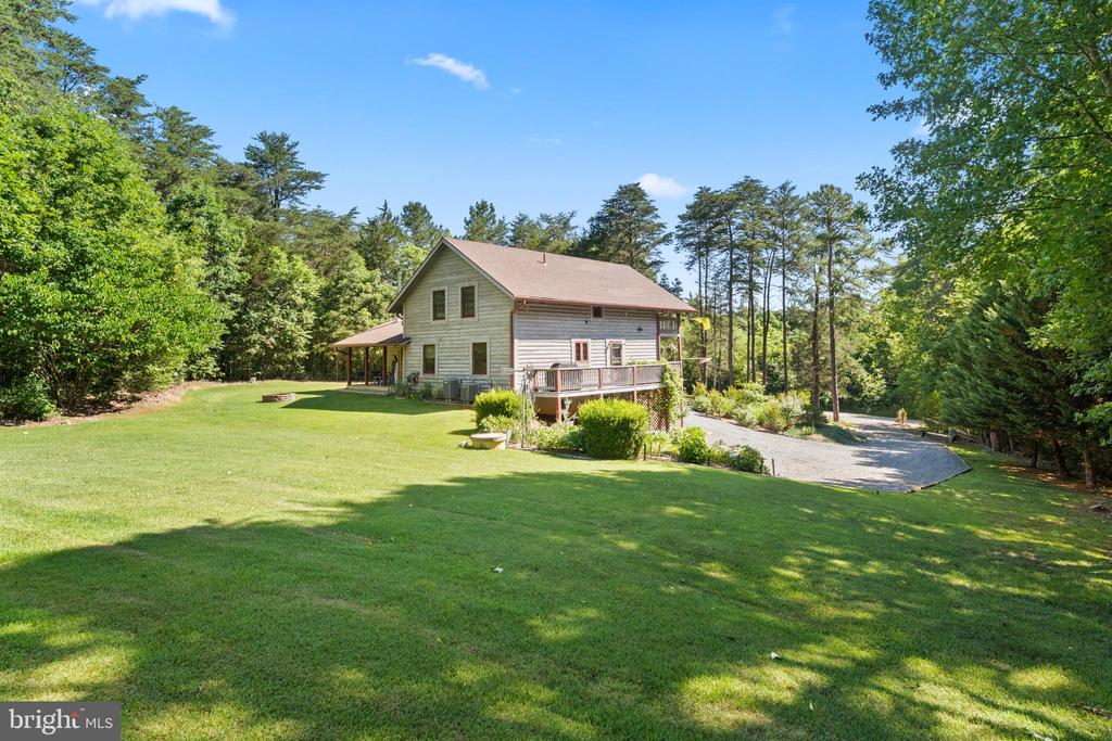 16020 CARRINGTON CT, MINERAL, Virginia 23117, 3 Bedrooms Bedrooms, ,3 BathroomsBathrooms,Residential,KELLY'S LANDING HOA,16020 CARRINGTON CT,VASP2042960 MLS # VASP2042960 16020 CARRINGTON CT, MINERAL, Virginia 23117, 3 Bedrooms Bedrooms, ,3 BathroomsBathrooms,Residential,KELLY'S LANDING HOA,16020 CARRINGTON CT,VASP2042960 MLS # VASP2042960