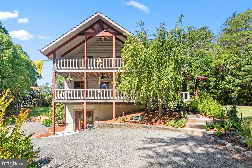 16020 CARRINGTON CT, MINERAL, Virginia 23117, 3 Bedrooms Bedrooms, ,3 BathroomsBathrooms,Residential,KELLY'S LANDING HOA,16020 CARRINGTON CT,VASP2042960 MLS # VASP2042960 16020 CARRINGTON CT, MINERAL, Virginia 23117, 3 Bedrooms Bedrooms, ,3 BathroomsBathrooms,Residential,KELLY'S LANDING HOA,16020 CARRINGTON CT,VASP2042960 MLS # VASP2042960