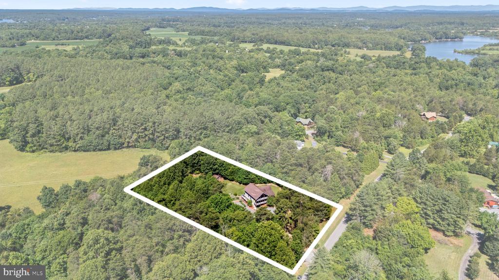 16020 CARRINGTON CT, MINERAL, Virginia 23117, 3 Bedrooms Bedrooms, ,3 BathroomsBathrooms,Residential,KELLY'S LANDING HOA,16020 CARRINGTON CT,VASP2042960 MLS # VASP2042960 16020 CARRINGTON CT, MINERAL, Virginia 23117, 3 Bedrooms Bedrooms, ,3 BathroomsBathrooms,Residential,KELLY'S LANDING HOA,16020 CARRINGTON CT,VASP2042960 MLS # VASP2042960