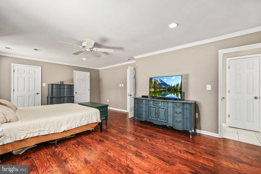 13310 COUNTRY WAY CIR, FREDERICKSBURG, Virginia 22407, 3 Bedrooms Bedrooms, ,2 BathroomsBathrooms,Residential,13310 COUNTRY WAY CIR,VASP2043272 MLS # VASP2043272 13310 COUNTRY WAY CIR, FREDERICKSBURG, Virginia 22407, 3 Bedrooms Bedrooms, ,2 BathroomsBathrooms,Residential,13310 COUNTRY WAY CIR,VASP2043272 MLS # VASP2043272