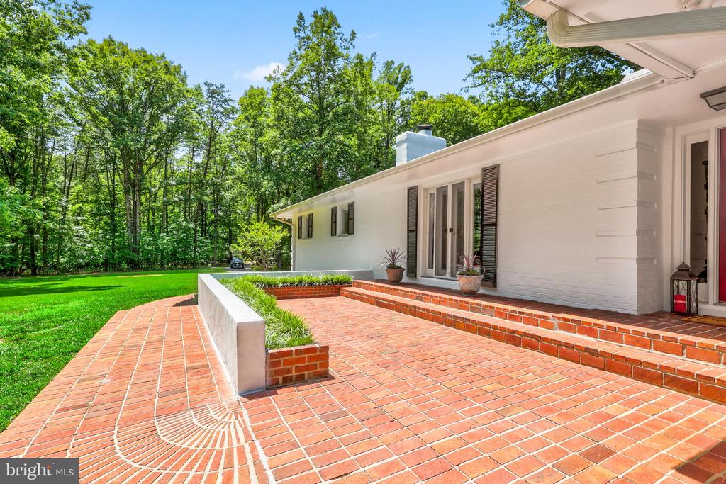 13310 COUNTRY WAY CIR, FREDERICKSBURG, Virginia 22407, 3 Bedrooms Bedrooms, ,2 BathroomsBathrooms,Residential,13310 COUNTRY WAY CIR,VASP2043272 MLS # VASP2043272 13310 COUNTRY WAY CIR, FREDERICKSBURG, Virginia 22407, 3 Bedrooms Bedrooms, ,2 BathroomsBathrooms,Residential,13310 COUNTRY WAY CIR,VASP2043272 MLS # VASP2043272