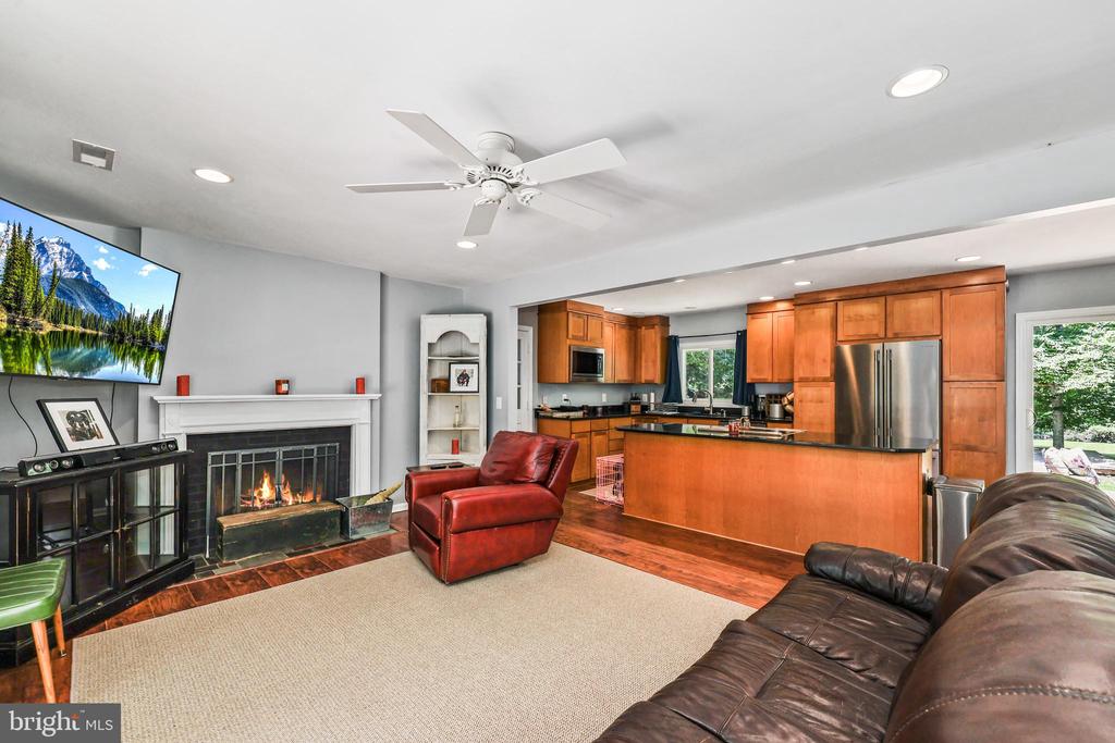 13310 COUNTRY WAY CIR, FREDERICKSBURG, Virginia 22407, 3 Bedrooms Bedrooms, ,2 BathroomsBathrooms,Residential,13310 COUNTRY WAY CIR,VASP2043272 MLS # VASP2043272 13310 COUNTRY WAY CIR, FREDERICKSBURG, Virginia 22407, 3 Bedrooms Bedrooms, ,2 BathroomsBathrooms,Residential,13310 COUNTRY WAY CIR,VASP2043272 MLS # VASP2043272