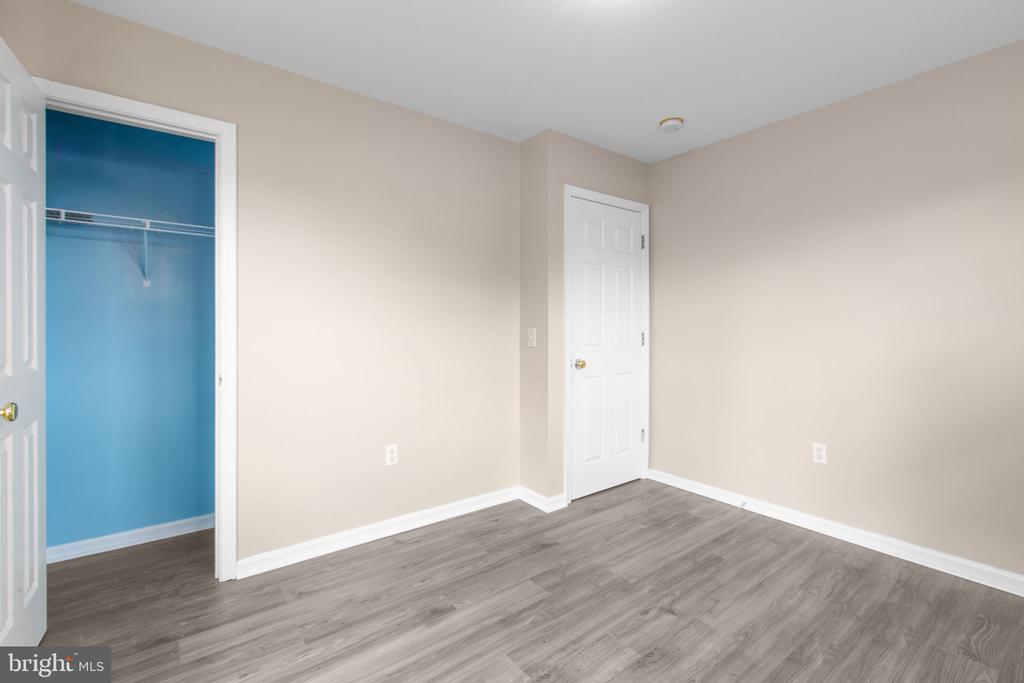 12215 STONEHENGE DR, FREDERICKSBURG, Virginia 22407, 5 Bedrooms Bedrooms, ,3 BathroomsBathrooms,Residential,12215 STONEHENGE DR,VASP2042988 MLS # VASP2042988