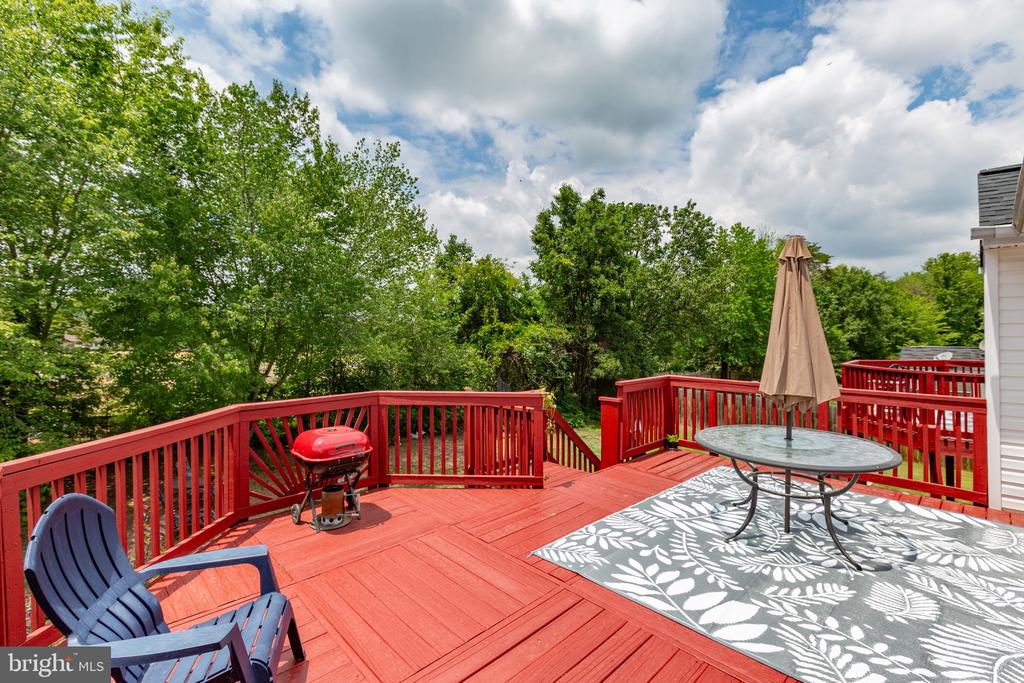 12215 STONEHENGE DR, FREDERICKSBURG, Virginia 22407, 5 Bedrooms Bedrooms, ,3 BathroomsBathrooms,Residential,12215 STONEHENGE DR,VASP2042988 MLS # VASP2042988