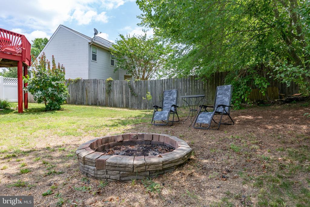 12215 STONEHENGE DR, FREDERICKSBURG, Virginia 22407, 5 Bedrooms Bedrooms, ,3 BathroomsBathrooms,Residential,12215 STONEHENGE DR,VASP2042988 MLS # VASP2042988