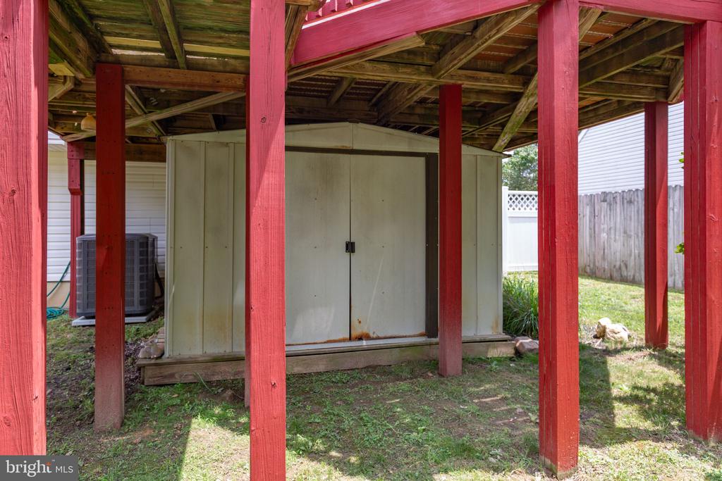 12215 STONEHENGE DR, FREDERICKSBURG, Virginia 22407, 5 Bedrooms Bedrooms, ,3 BathroomsBathrooms,Residential,12215 STONEHENGE DR,VASP2042988 MLS # VASP2042988