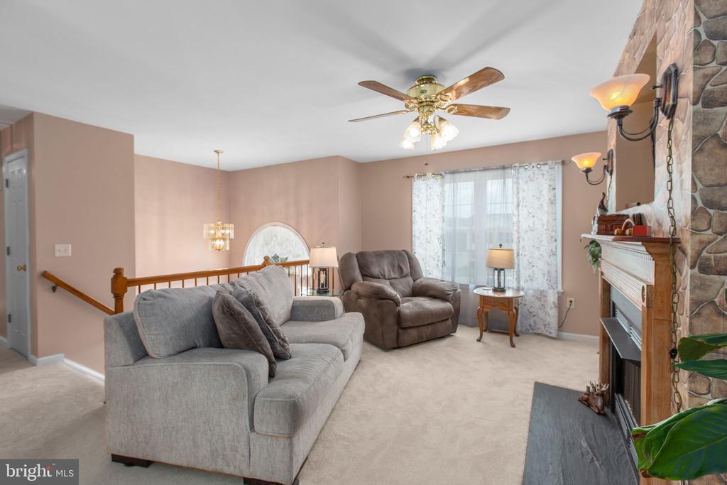 12215 STONEHENGE DR, FREDERICKSBURG, Virginia 22407, 5 Bedrooms Bedrooms, ,3 BathroomsBathrooms,Residential,12215 STONEHENGE DR,VASP2042988 MLS # VASP2042988