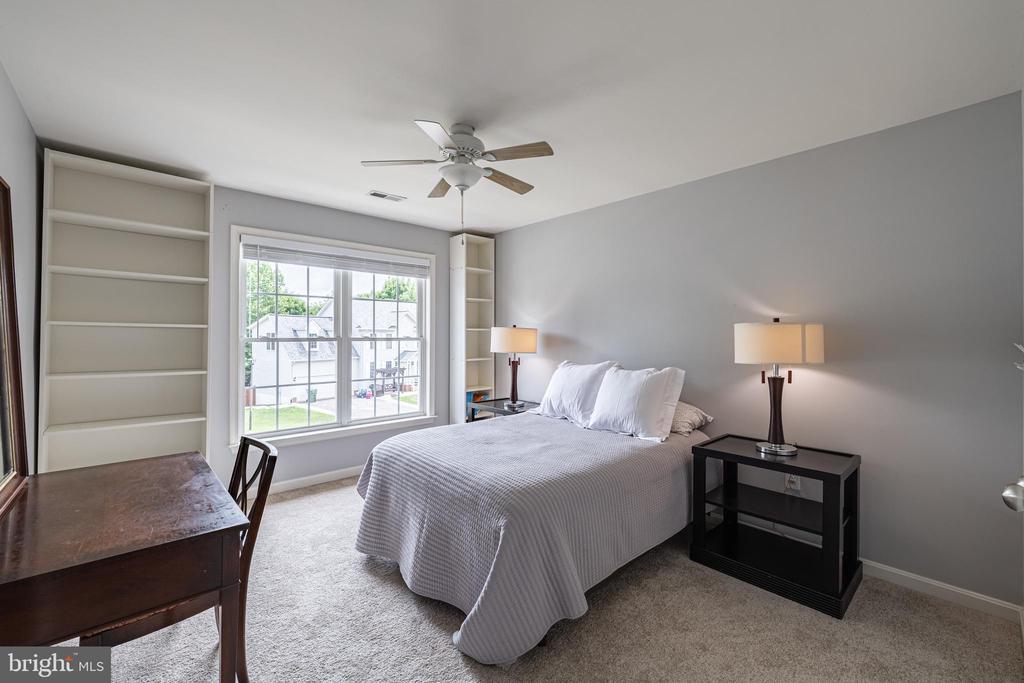 11004 PLUME CT, FREDERICKSBURG, Virginia 22407, 5 Bedrooms Bedrooms, ,3 BathroomsBathrooms,Residential,11004 PLUME CT,VASP2043516 MLS # VASP2043516