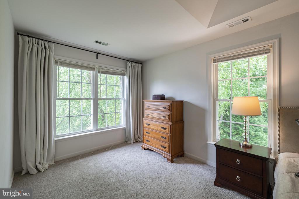 11004 PLUME CT, FREDERICKSBURG, Virginia 22407, 5 Bedrooms Bedrooms, ,3 BathroomsBathrooms,Residential,11004 PLUME CT,VASP2043516 MLS # VASP2043516