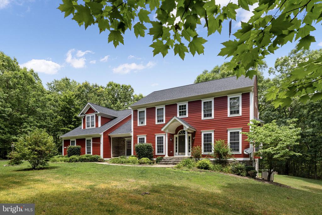 9631 NOTTOWAY LN, SPOTSYLVANIA, Virginia 22551, 5 Bedrooms Bedrooms, ,3 BathroomsBathrooms,Residential,9631 NOTTOWAY LN,VASP2043524 MLS # VASP2043524