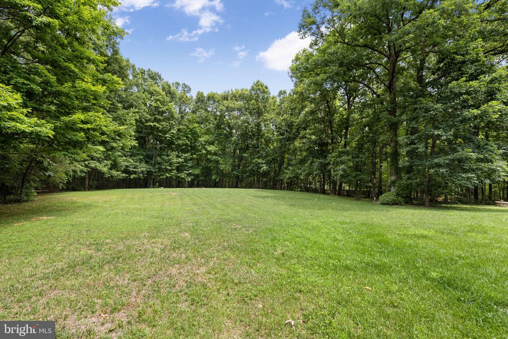 9631 NOTTOWAY LN, SPOTSYLVANIA, Virginia 22551, 5 Bedrooms Bedrooms, ,3 BathroomsBathrooms,Residential,9631 NOTTOWAY LN,VASP2043524 MLS # VASP2043524
