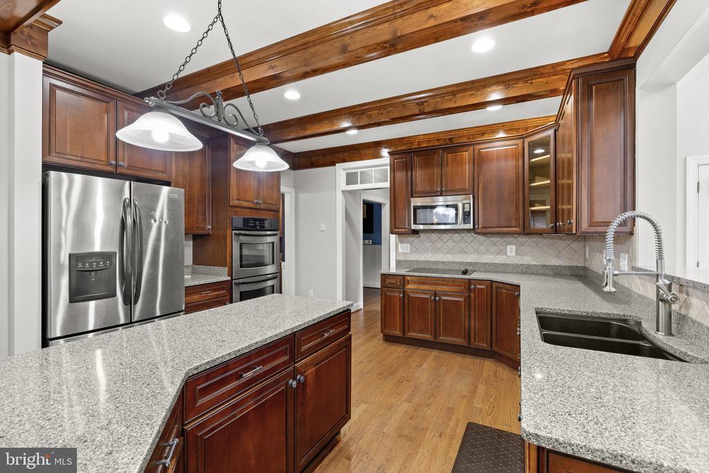 9631 NOTTOWAY LN, SPOTSYLVANIA, Virginia 22551, 5 Bedrooms Bedrooms, ,3 BathroomsBathrooms,Residential,9631 NOTTOWAY LN,VASP2043524 MLS # VASP2043524