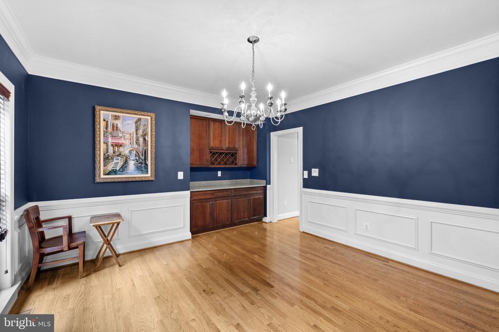 9631 NOTTOWAY LN, SPOTSYLVANIA, Virginia 22551, 5 Bedrooms Bedrooms, ,3 BathroomsBathrooms,Residential,9631 NOTTOWAY LN,VASP2043524 MLS # VASP2043524