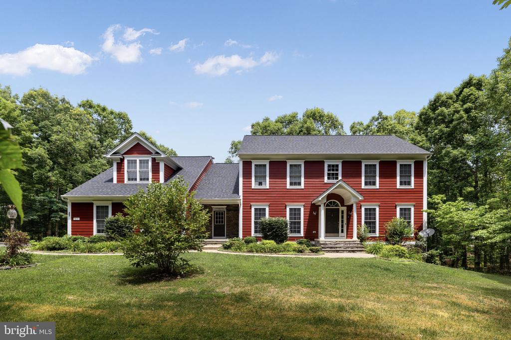9631 NOTTOWAY LN, SPOTSYLVANIA, Virginia 22551, 5 Bedrooms Bedrooms, ,3 BathroomsBathrooms,Residential,9631 NOTTOWAY LN,VASP2043524 MLS # VASP2043524