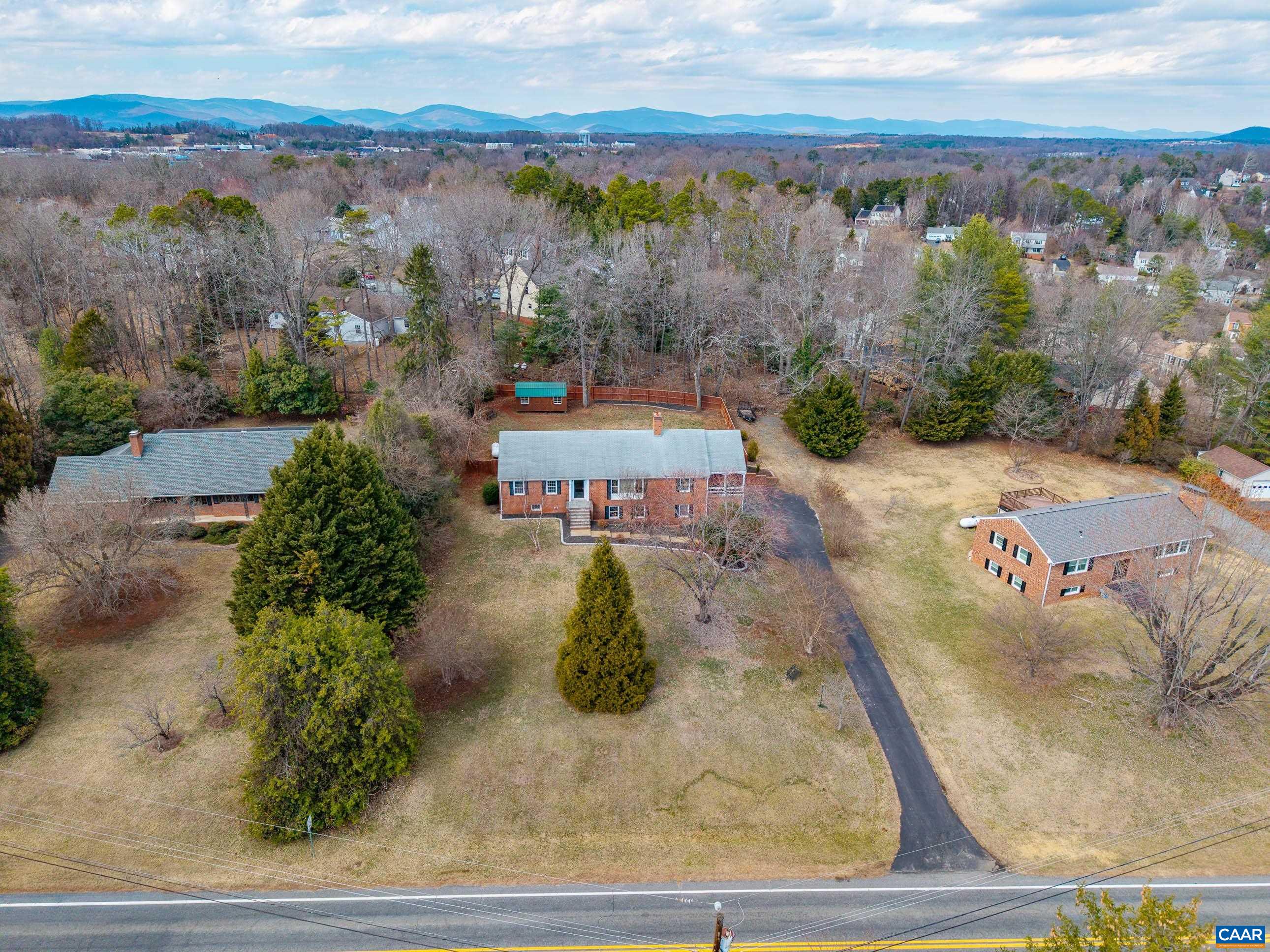 2515 NORTHFIELD RD, CHARLOTTESVILLE, Virginia 22901, 4 Bedrooms Bedrooms, ,3 BathroomsBathrooms,Residential,2515 NORTHFIELD RD,678776 MLS # 678776