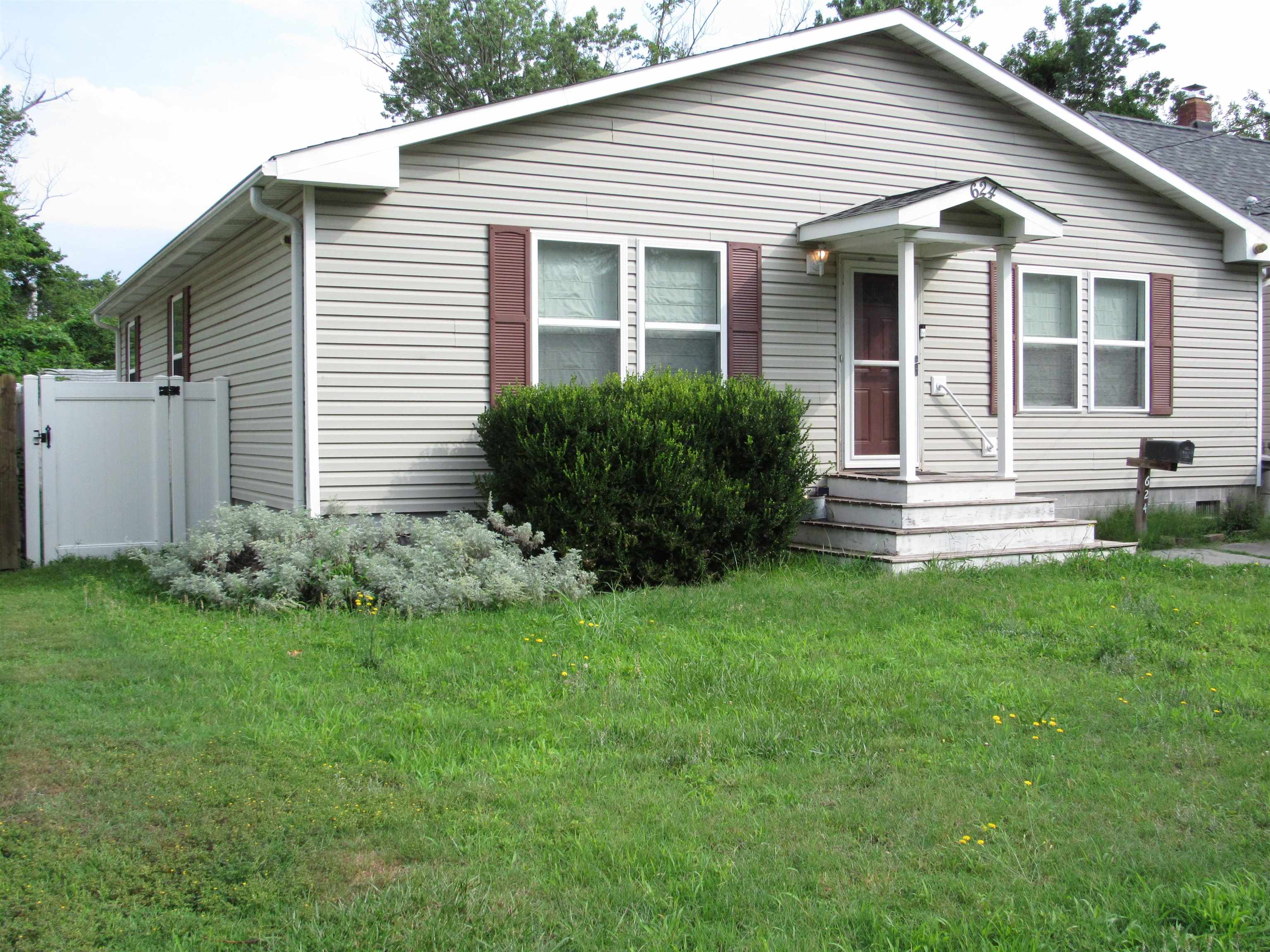 624 AUGUSTA ST, HAMPTON, Virginia 23669, 3 Bedrooms Bedrooms, ,2 BathroomsBathrooms,Residential,624 AUGUSTA ST,679170 MLS # 679170 624 AUGUSTA ST, HAMPTON, Virginia 23669, 3 Bedrooms Bedrooms, ,2 BathroomsBathrooms,Residential,624 AUGUSTA ST,679170 MLS # 679170