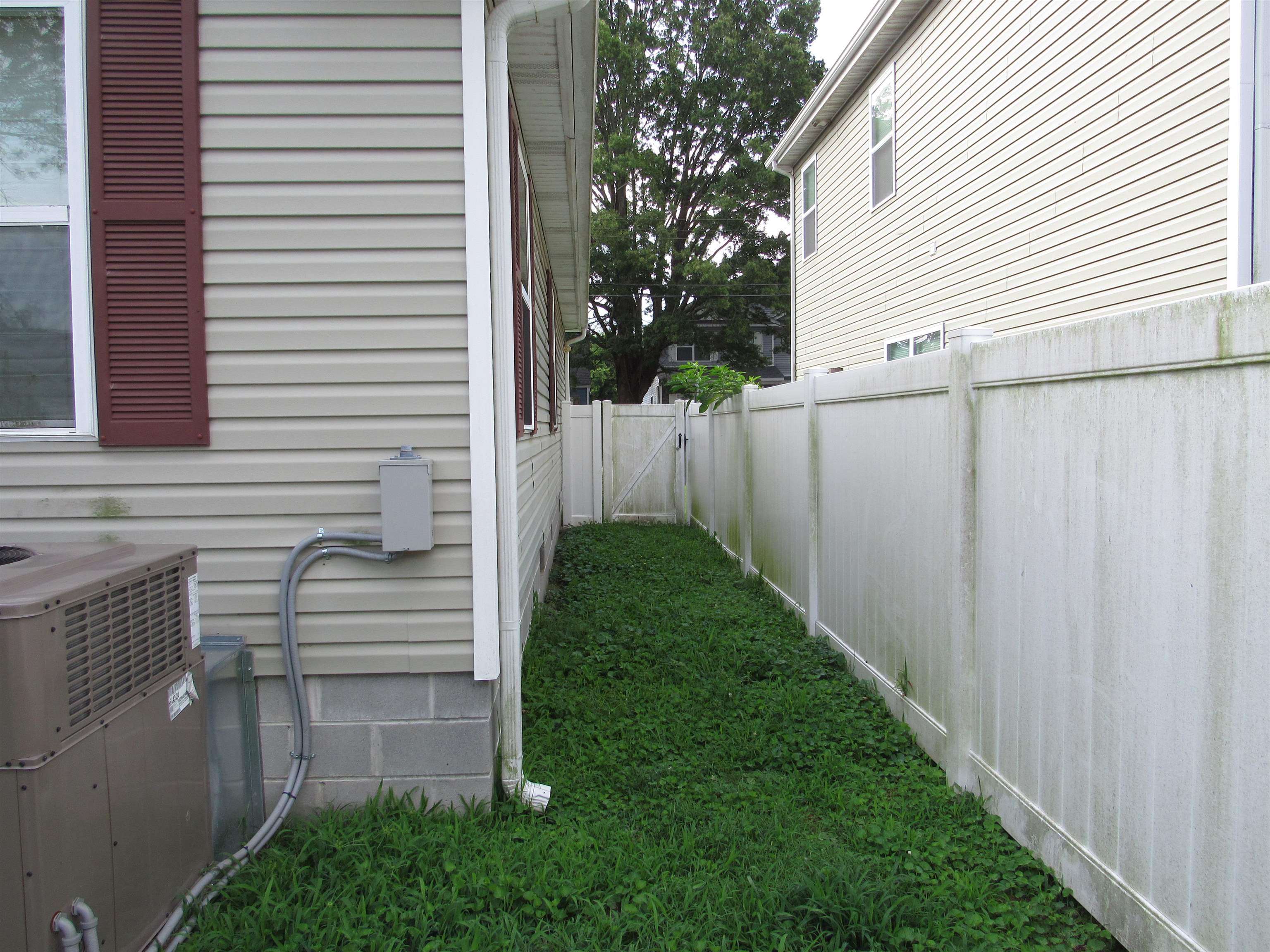 624 AUGUSTA ST, HAMPTON, Virginia 23669, 3 Bedrooms Bedrooms, ,2 BathroomsBathrooms,Residential,624 AUGUSTA ST,679170 MLS # 679170 624 AUGUSTA ST, HAMPTON, Virginia 23669, 3 Bedrooms Bedrooms, ,2 BathroomsBathrooms,Residential,624 AUGUSTA ST,679170 MLS # 679170