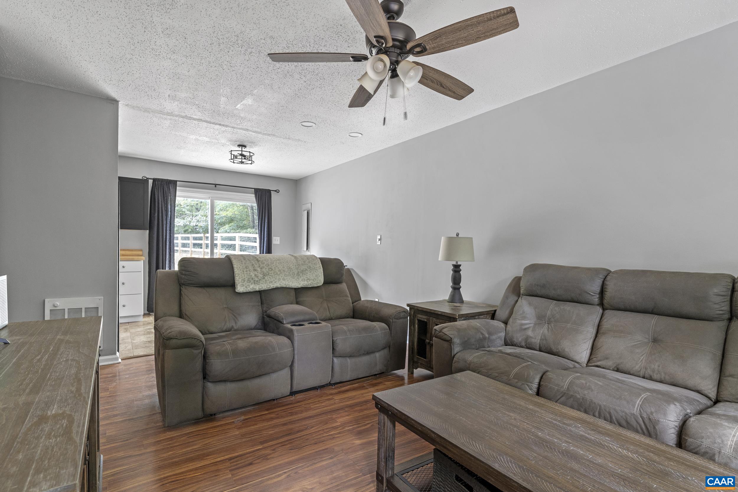 95 B-A-H RD, SCOTTSVILLE, Virginia 24590, 3 Bedrooms Bedrooms, ,2 BathroomsBathrooms,Residential,95 B-A-H RD,679172 MLS # 679172 95 B-A-H RD, SCOTTSVILLE, Virginia 24590, 3 Bedrooms Bedrooms, ,2 BathroomsBathrooms,Residential,95 B-A-H RD,679172 MLS # 679172