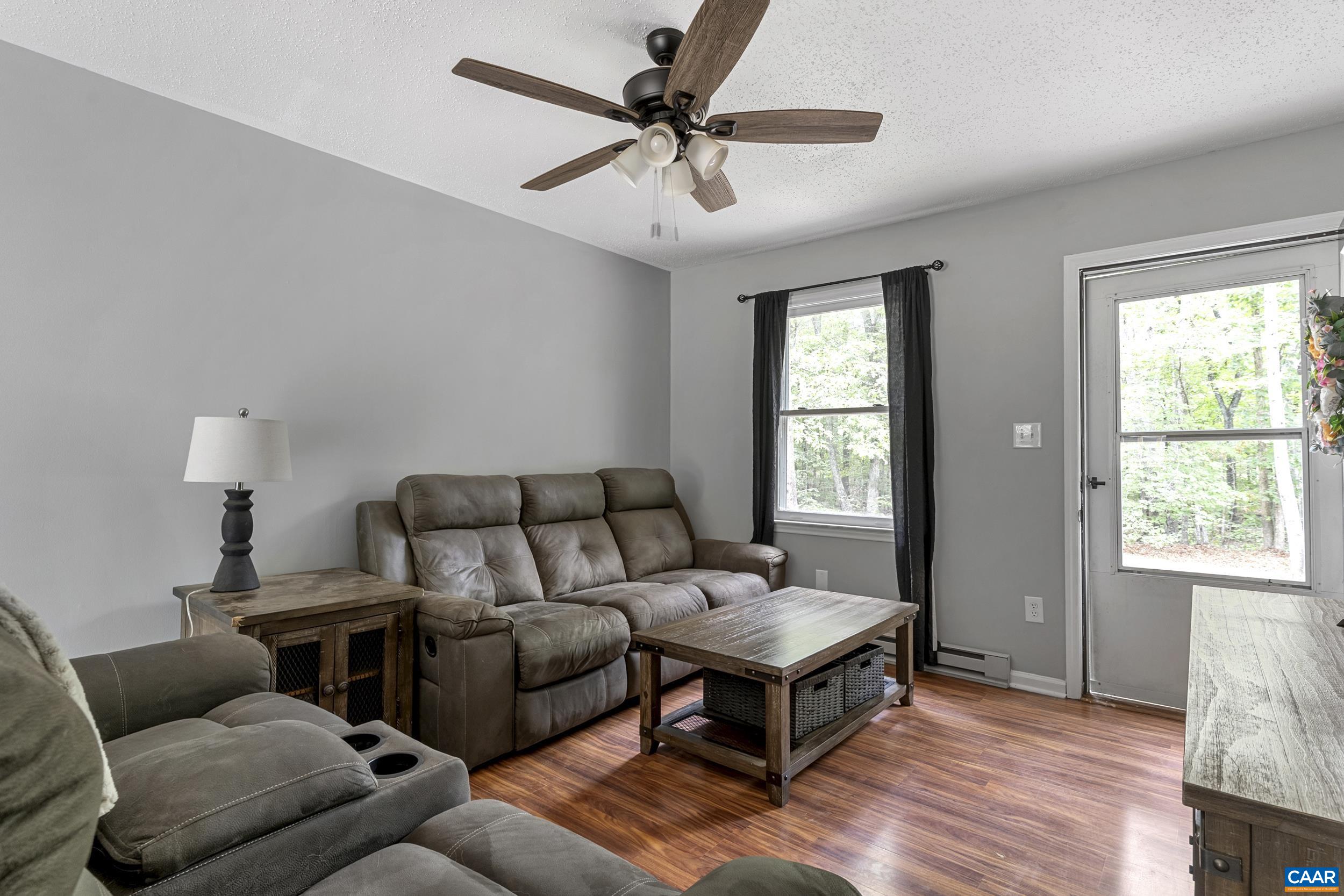 95 B-A-H RD, SCOTTSVILLE, Virginia 24590, 3 Bedrooms Bedrooms, ,2 BathroomsBathrooms,Residential,95 B-A-H RD,679172 MLS # 679172 95 B-A-H RD, SCOTTSVILLE, Virginia 24590, 3 Bedrooms Bedrooms, ,2 BathroomsBathrooms,Residential,95 B-A-H RD,679172 MLS # 679172