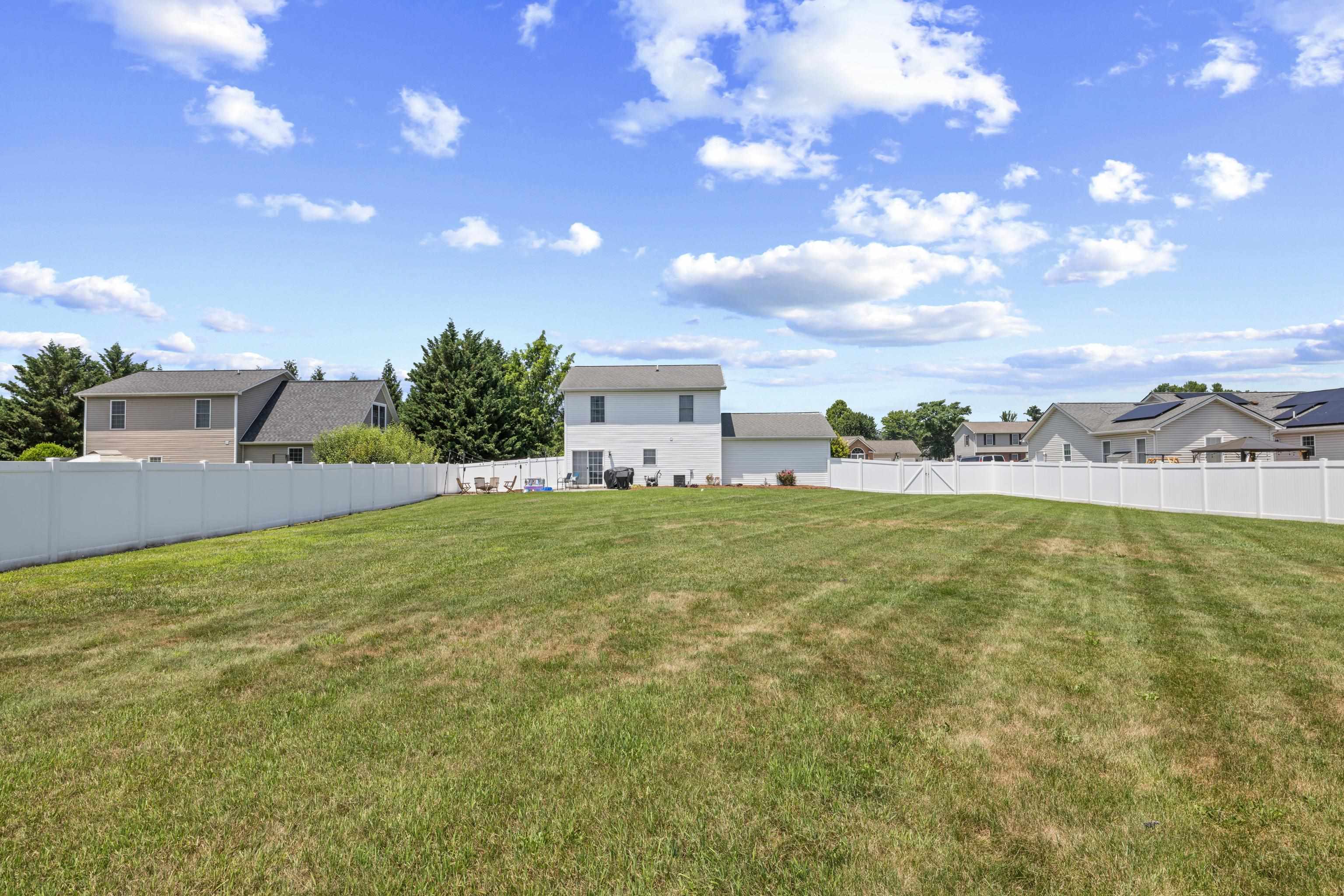 2185 CLOVERLEAF LN, DAYTON, Virginia 22821, 3 Bedrooms Bedrooms, ,2 BathroomsBathrooms,Residential,2185 CLOVERLEAF LN,679175 MLS # 679175 2185 CLOVERLEAF LN, DAYTON, Virginia 22821, 3 Bedrooms Bedrooms, ,2 BathroomsBathrooms,Residential,2185 CLOVERLEAF LN,679175 MLS # 679175