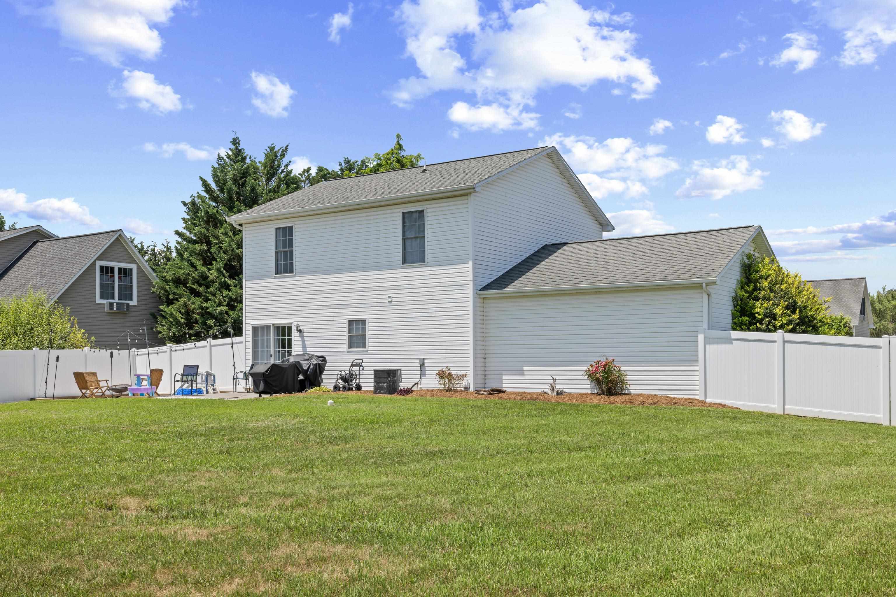 2185 CLOVERLEAF LN, DAYTON, Virginia 22821, 3 Bedrooms Bedrooms, ,2 BathroomsBathrooms,Residential,2185 CLOVERLEAF LN,679175 MLS # 679175 2185 CLOVERLEAF LN, DAYTON, Virginia 22821, 3 Bedrooms Bedrooms, ,2 BathroomsBathrooms,Residential,2185 CLOVERLEAF LN,679175 MLS # 679175